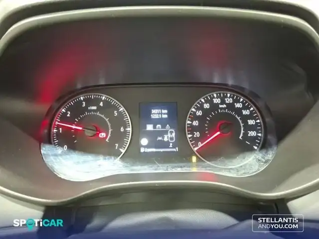 Dacia Sandero view 12