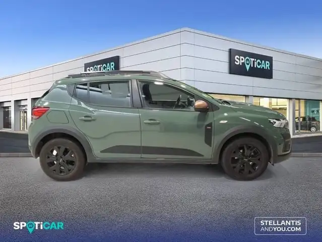 Dacia Sandero view 4