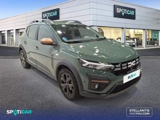 Dacia Sandero view 3