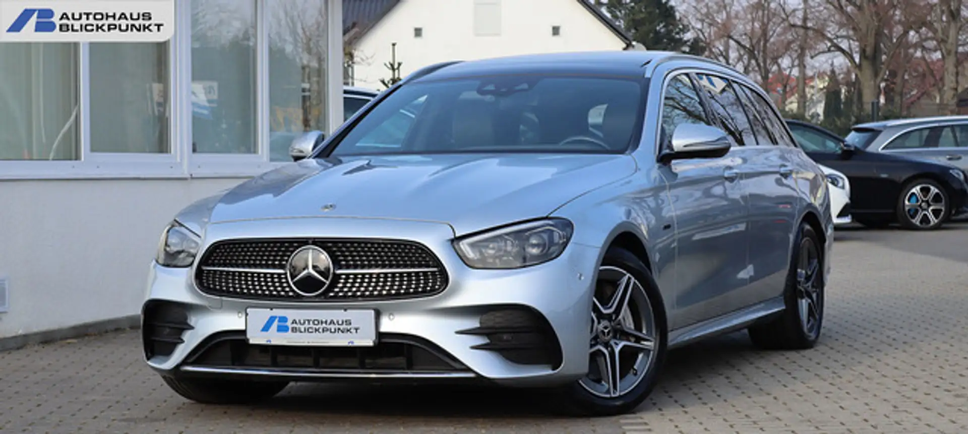 Mercedes-Benz E 300 de T AMG DISTRO+PANO+KAM360+WIDESCREEN+AHK Argent - 1