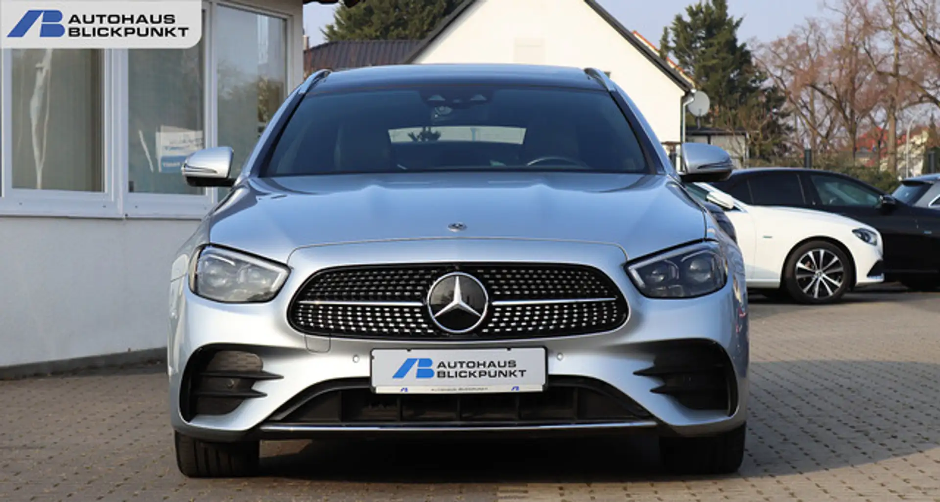 Mercedes-Benz E 300 de T AMG DISTRO+PANO+KAM360+WIDESCREEN+AHK Argent - 2