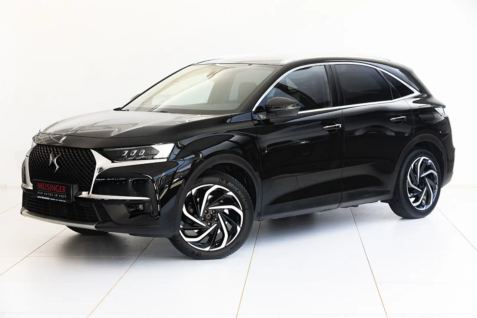 DS Automobiles DS 7 Crossback DS7 Crossback E-Tense 300 PHEV EAT8 4x4 Be Chic... Schwarz - 1
