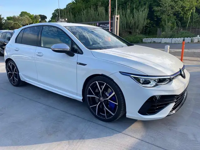 Volkswagen Golf view 8