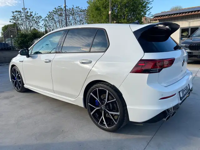 Volkswagen Golf view 14