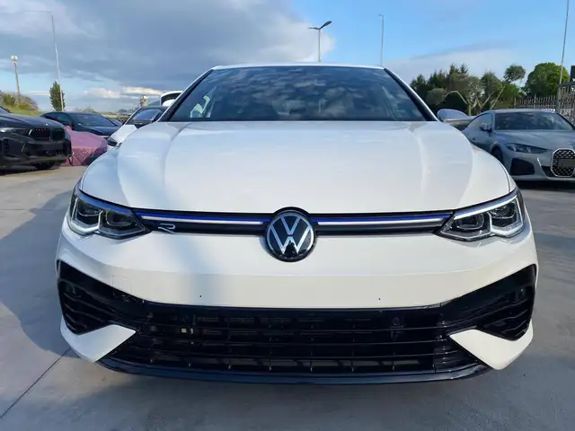 Volkswagen Golf view 9