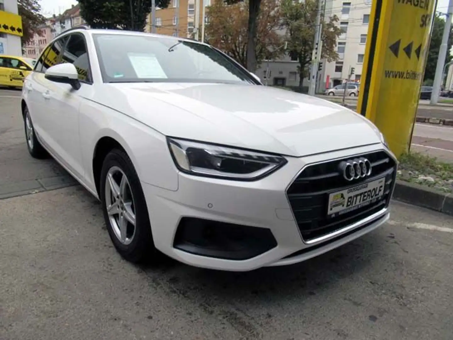 Audi A4 Avant 30TDI DSG Navi/LED/PDC/SHZ/Tempo Weiß - 2