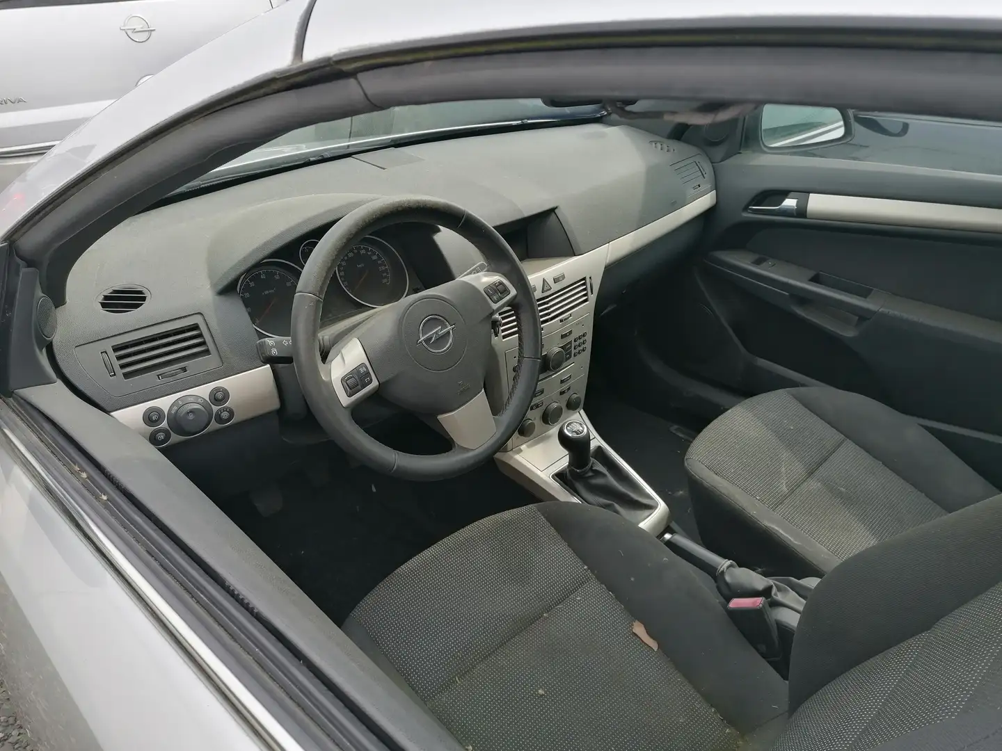 Opel Astra Silber - 1