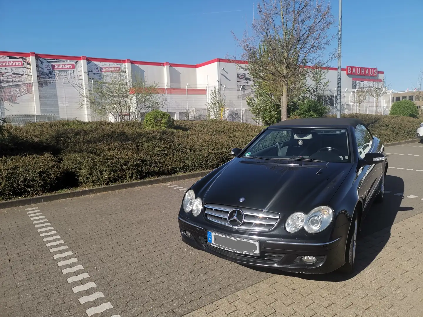 Mercedes-Benz CLK 200 CLK Cabrio 200 Kompressor Automatik Elegance Schwarz - 1