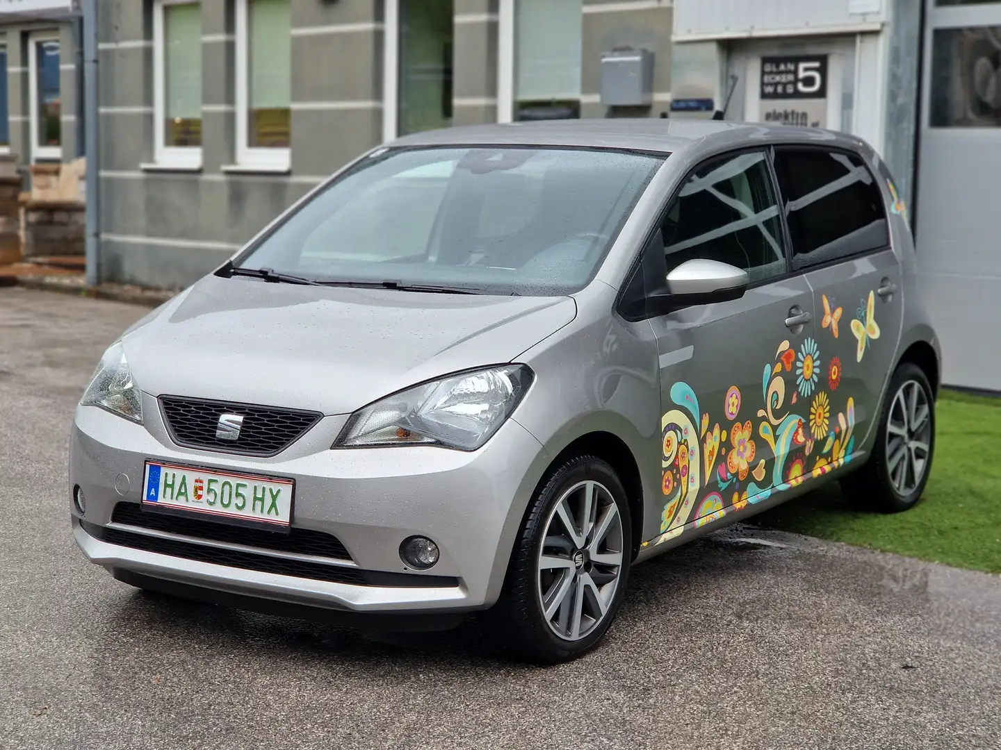 SEAT Mii Plus:  serviciert, gewartet, neue Bremsen, 8-fach Grau - 2