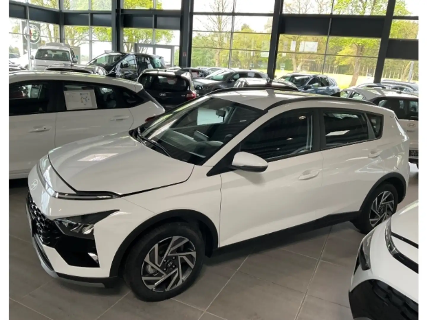 Hyundai BAYON Trend 2WD 1.0 T-GDI EU6e Navi Digitales Cockpit So Bianco - 2