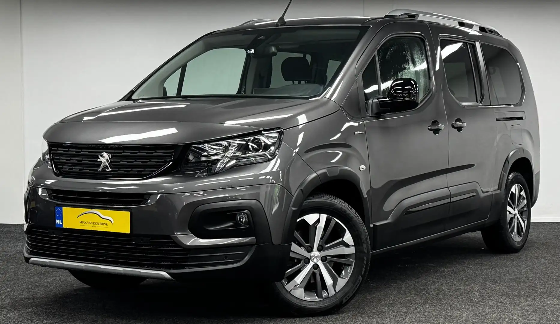 Peugeot Rifter Long 1.2 Puretech Long GT-Line*Automaat*Navi*Camer Grijs - 1