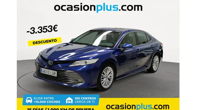 Toyota Camry Híbrido Luxury Aut.