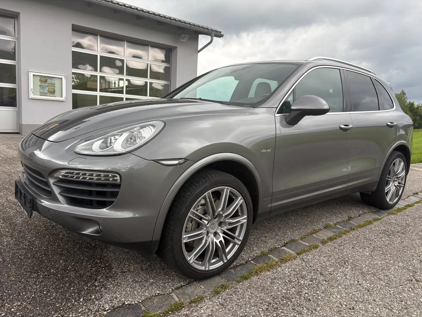 Porsche Cayenne Cayenne II 4,1 Diesel Aut. Grau - 1