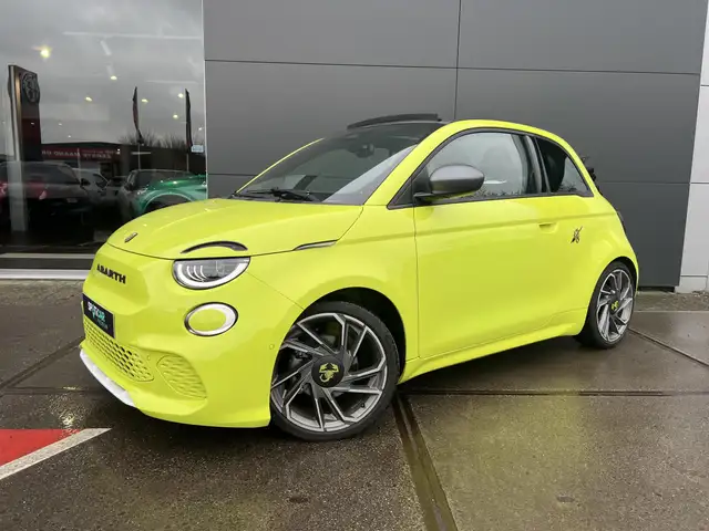 Abarth 500e Cabrio Turismo 155PK