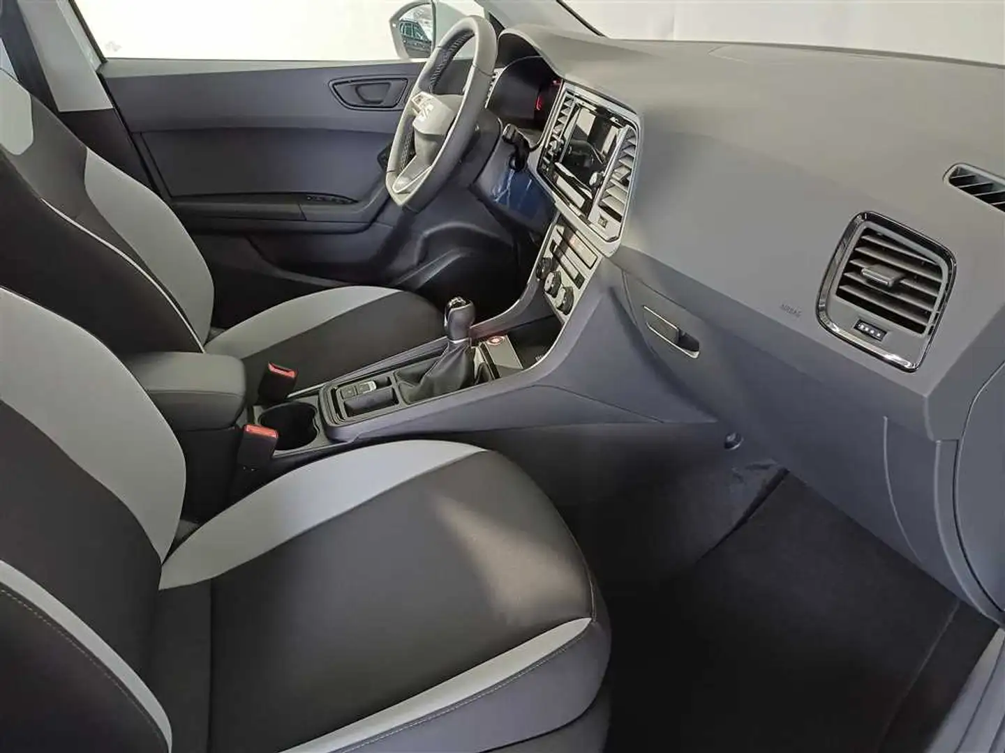 SEAT Ateca 1.0 TSI Reference LED+SHZ+PDC 5 Jahre Garantie Weiß - 2
