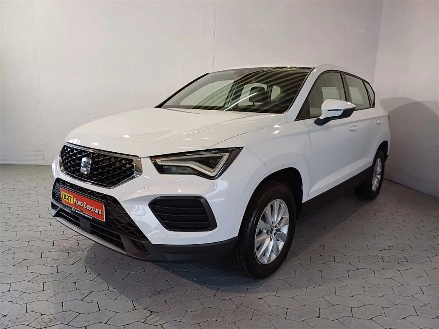 SEAT Ateca 1.0 TSI Reference LED+SHZ+PDC 5 Jahre Garantie Weiß - 1