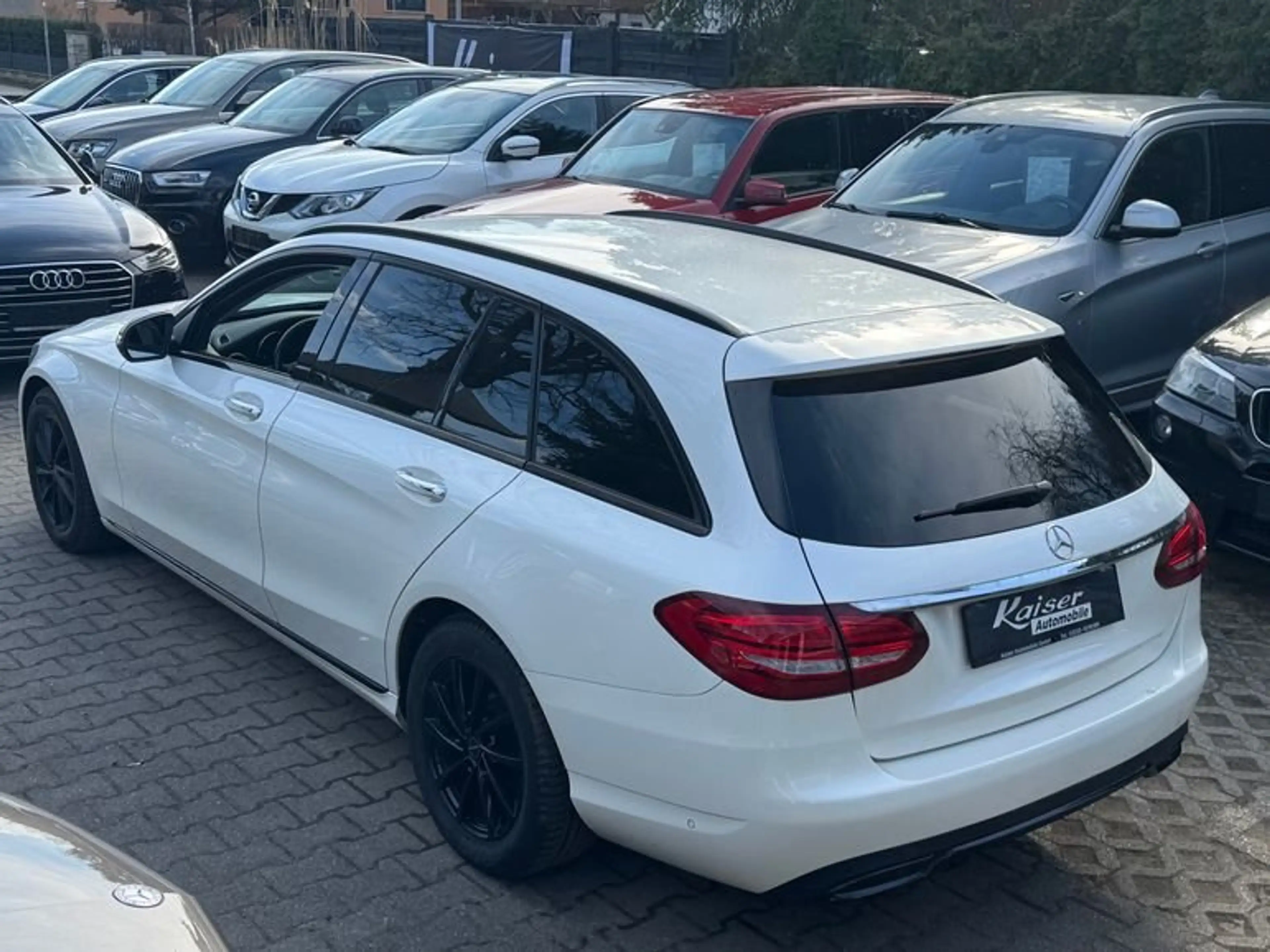 Mercedes-Benz C 250 Td Night Paket-Mercedes Scheckheft-Kamera-LED — photo 6