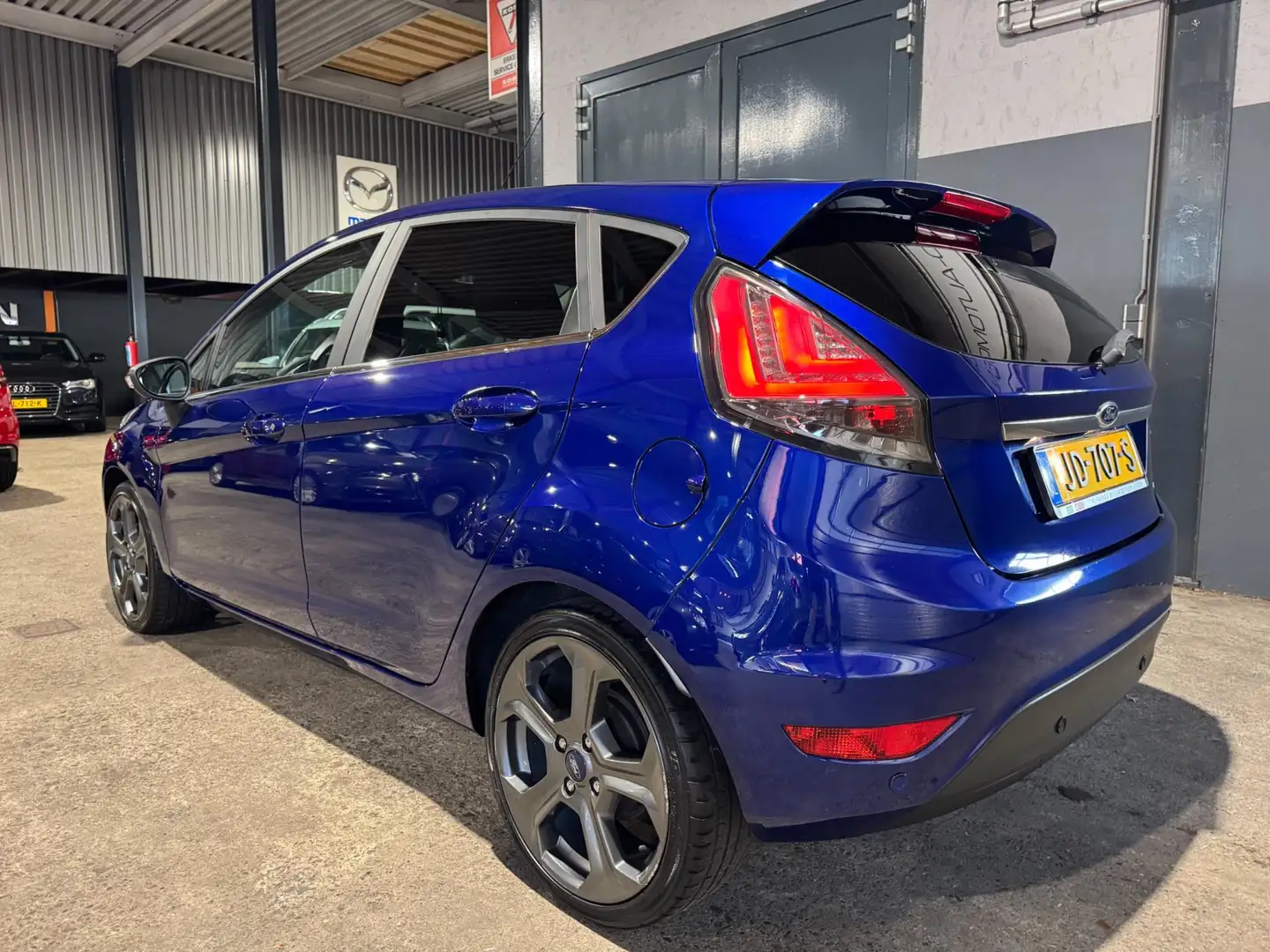 Ford Fiesta 1.0 EcoBoost Titanium X 125pk Stoelverwarming Blauw - 2