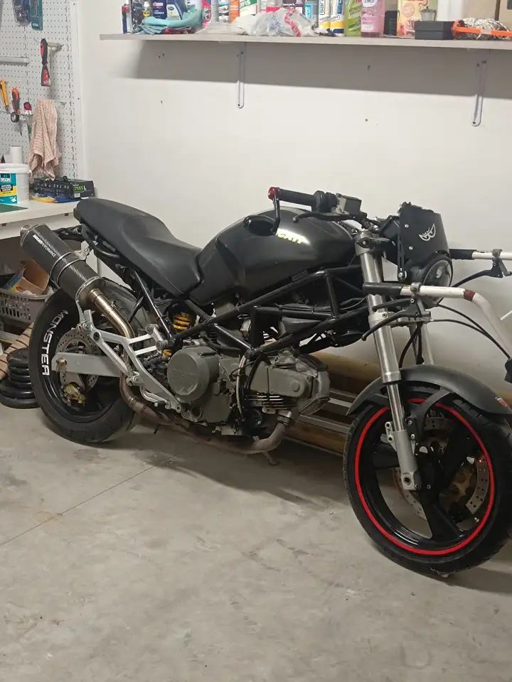 Ducati Monster 600