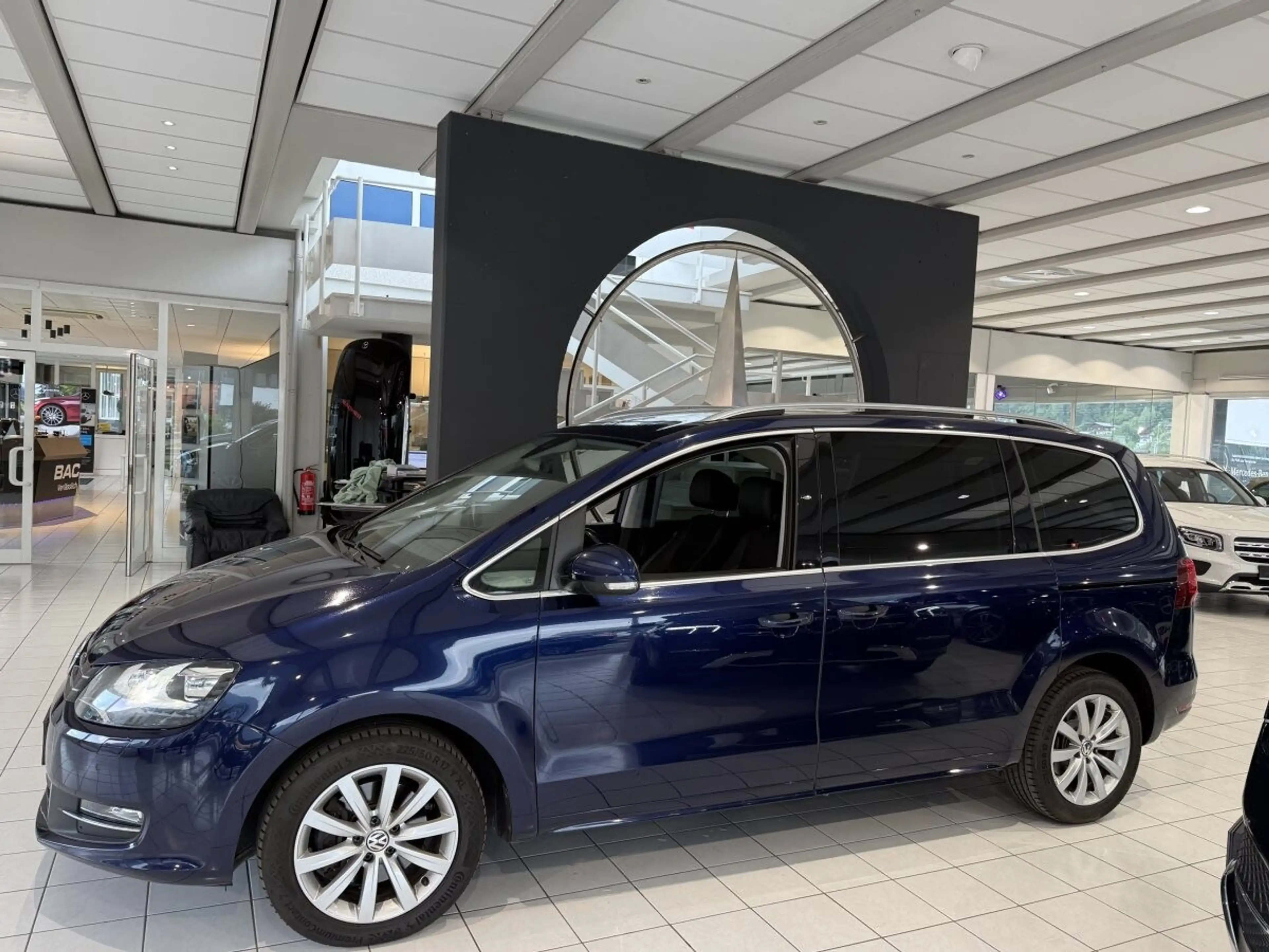 Volkswagen Sharan Business+ Start-Stopp 7-SITTZER! — photo 3