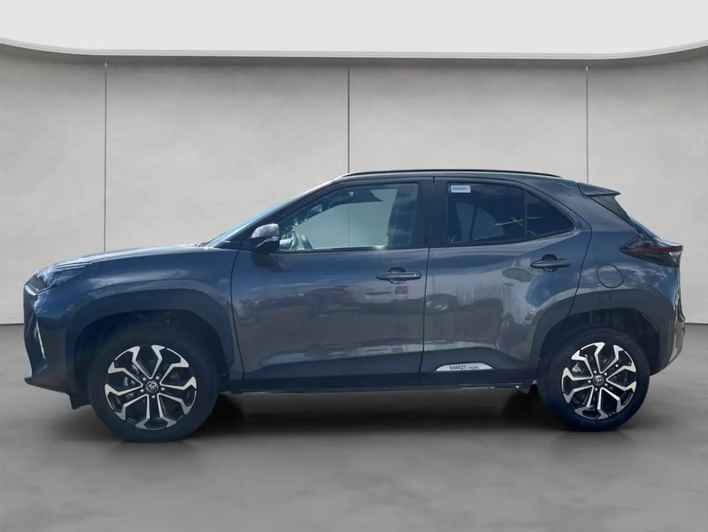 Toyota Yaris Cross Hybrid 1.5 VVT-i Teamplayer Сірий - 2