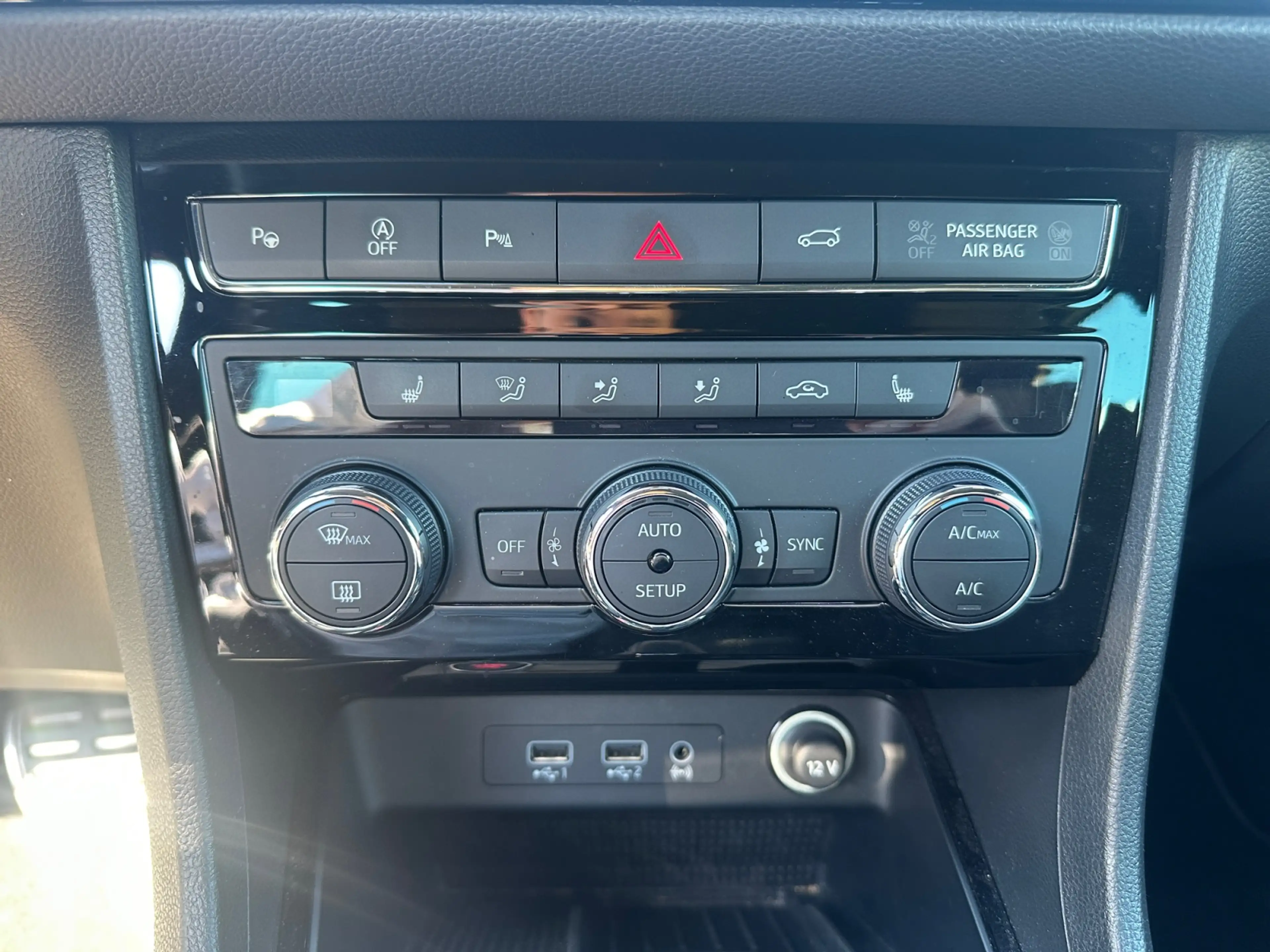 SEAT Ateca 1,5 FR ACT TSI DSG inkl. Navi und 8fach bereift ! — photo 15