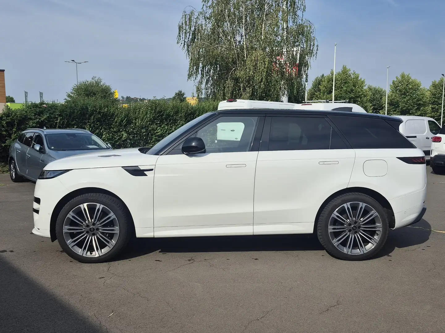 Land Rover Range Rover Sport P460e PHEV AWD Dynamic SE Aut. *Pano* *Meridian* Weiß - 2