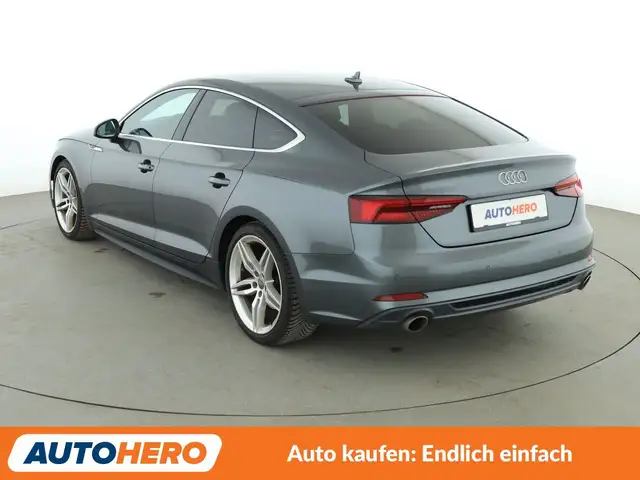 Audi A5 view 4