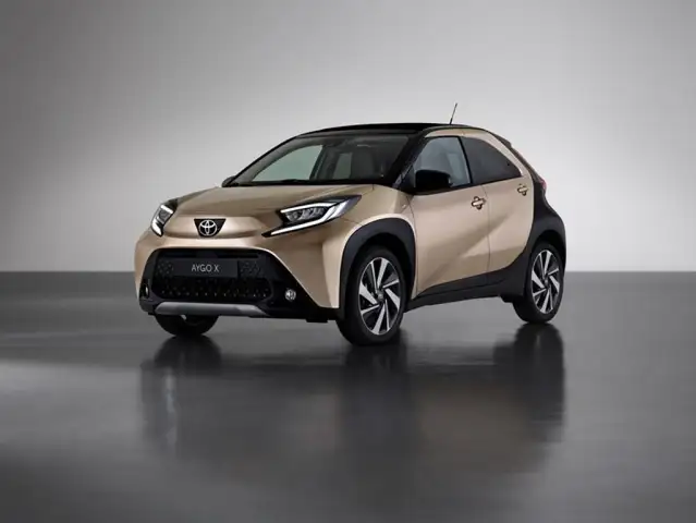 Toyota Aygo X Air Automatico S-CVT Cabrio Lounge 1.0 Benzina 5 P