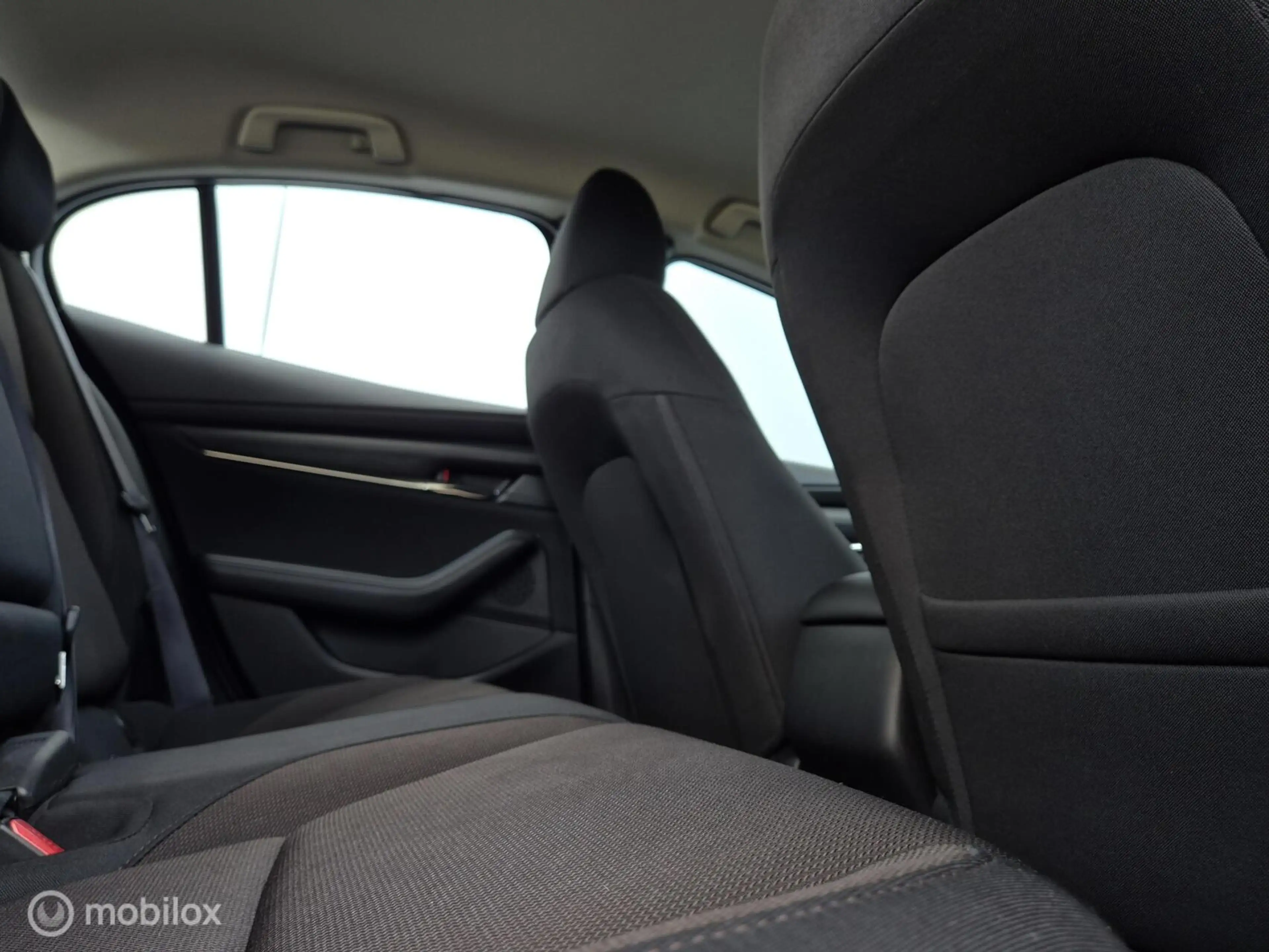 Mazda 3 2.0 E-SKYACTIV-X M HYBRID 180 COMFORT MET BOSE AUT — photo 21