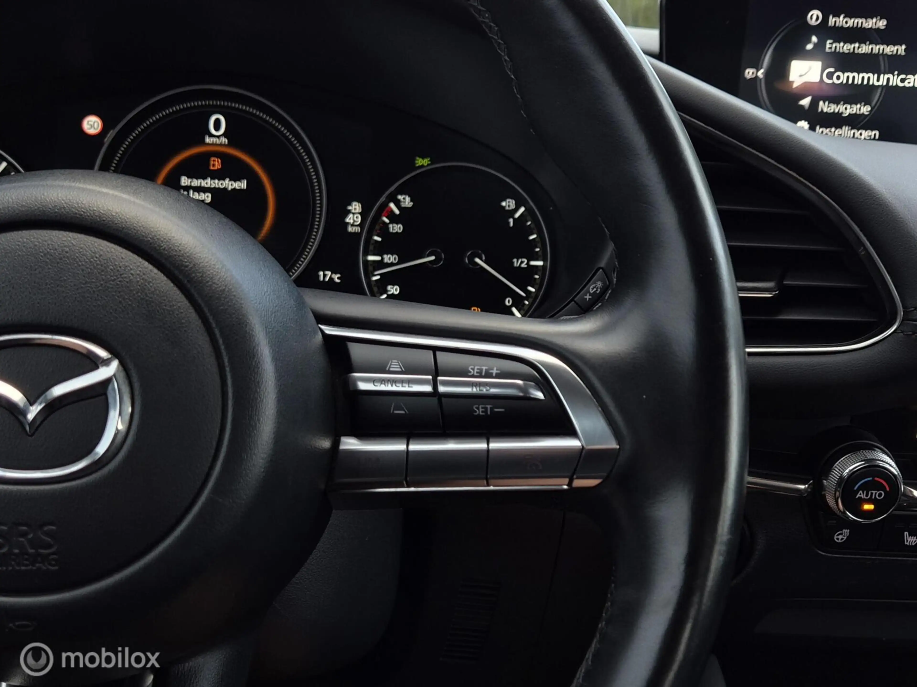 Mazda 3 2.0 E-SKYACTIV-X M HYBRID 180 COMFORT MET BOSE AUT — photo 35