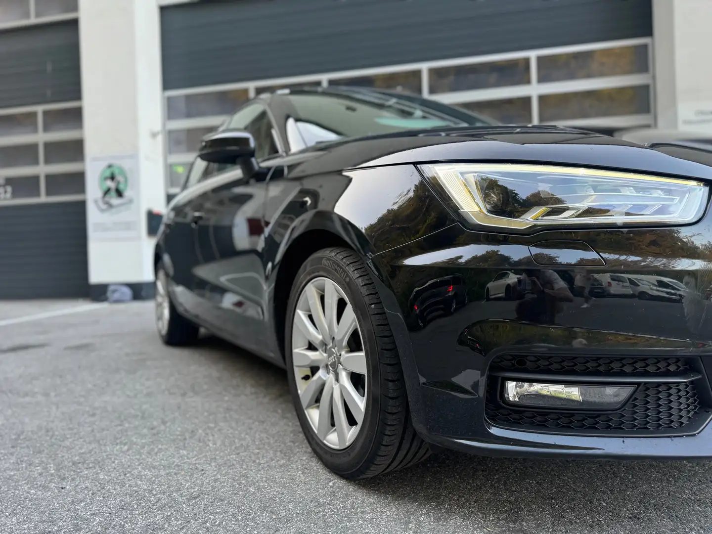 Audi A1 Sportback*DYNAMIK FAHRWERK* Negro - 2