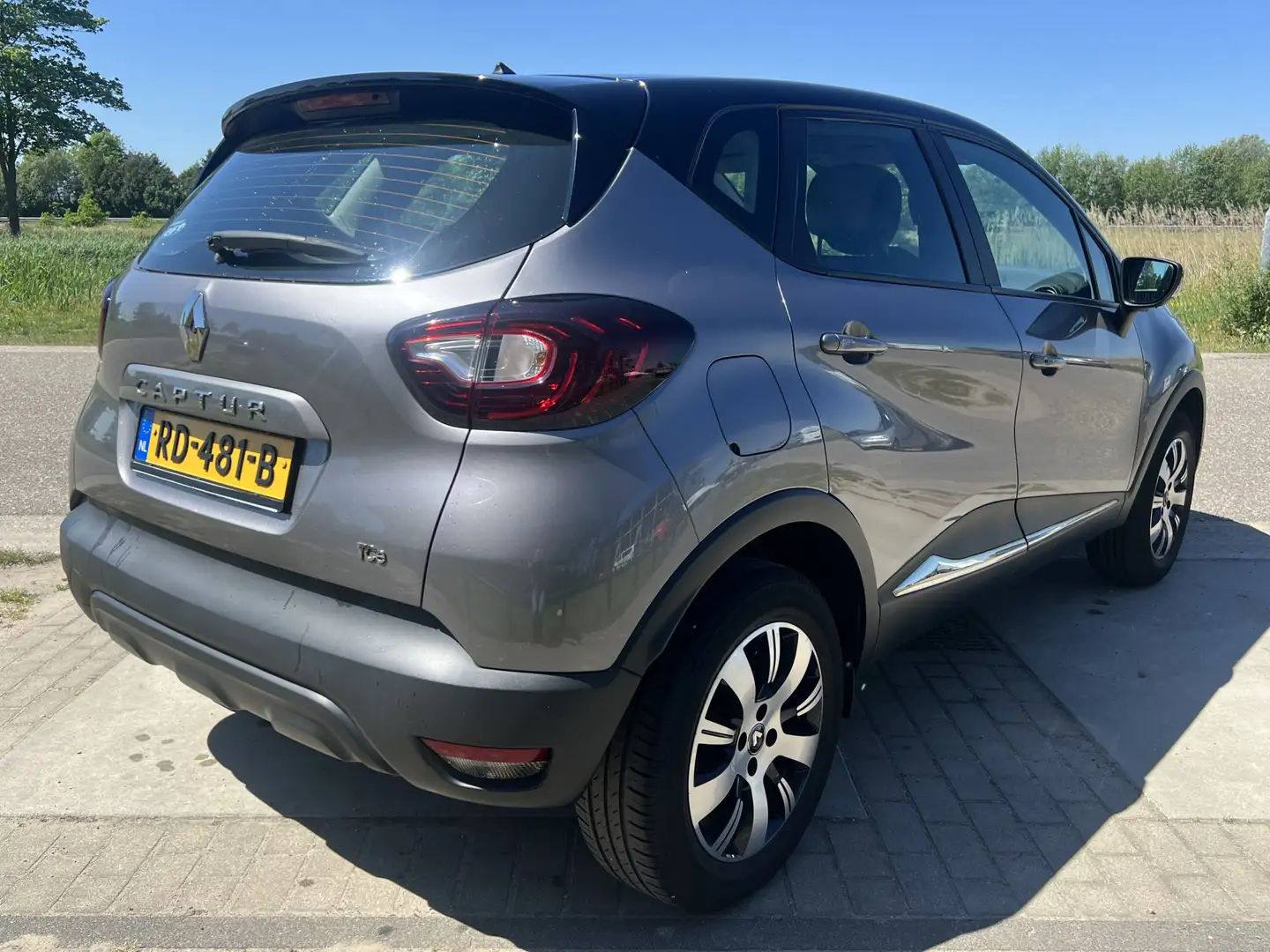 Renault Captur 0.9 TCe / Keyless / Airco / Cruise / Armsteun / DA Сірий - 2