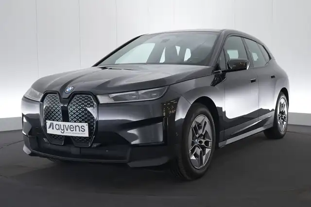 BMW iX 70 kWh xDrive40 LEDER/CUIR LED GPS PDC CAM H/K Ver