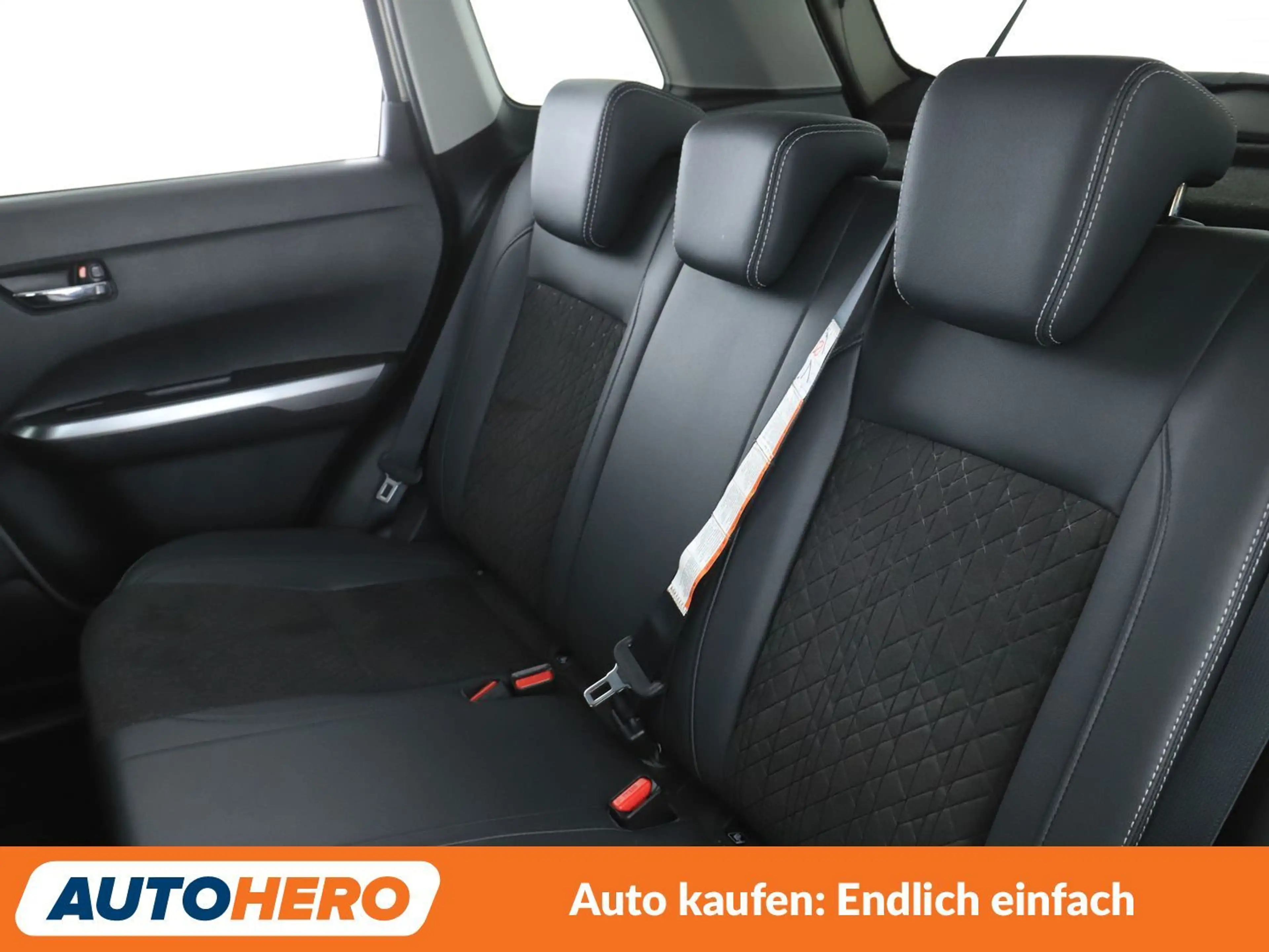 Suzuki Vitara 1.4 BoosterJet Comfort + 4x4 Aut.*NAV*ACC*CAM*PDC* — photo 14