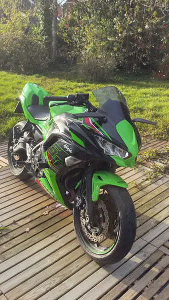 Kawasaki Ninja 650 - foto 2