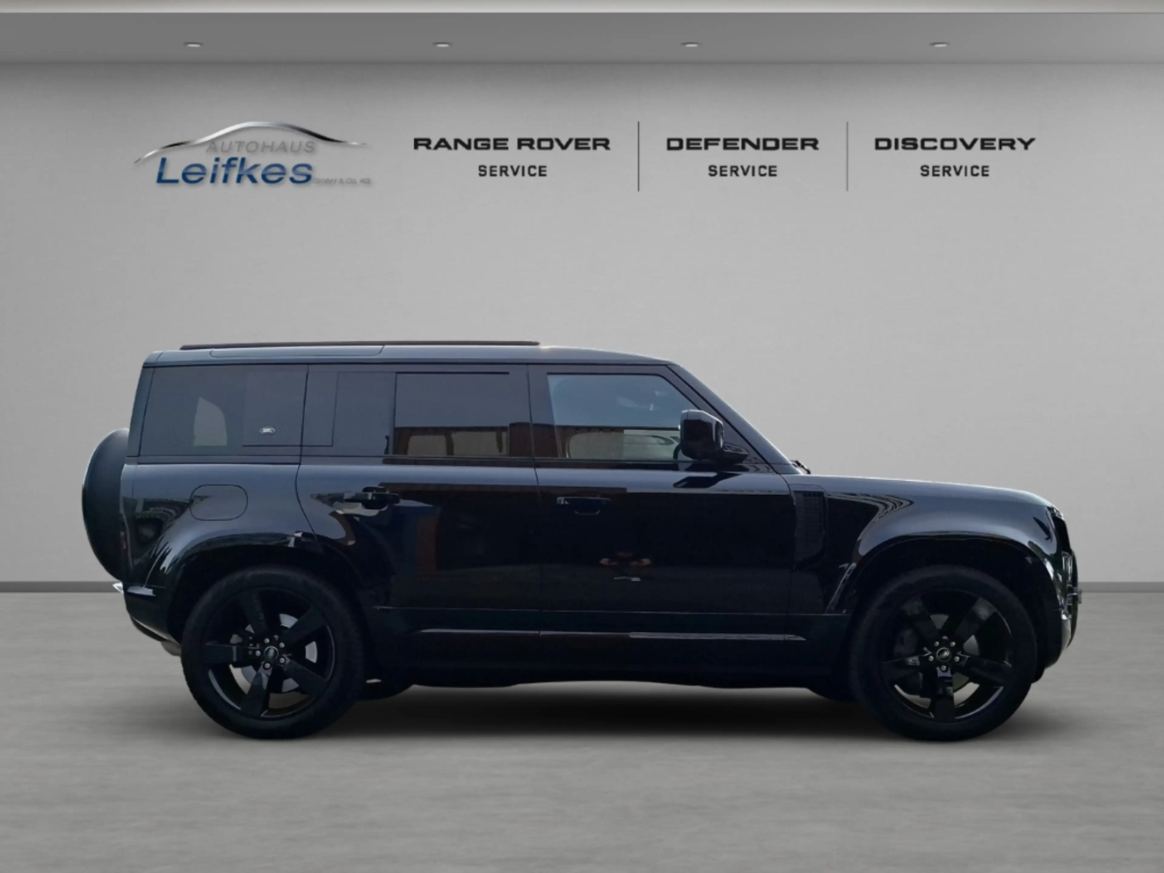 Land Rover Defender 110 D300 AWD X-Dynamic HSE 7- Sitze HUD Luftfederu — photo 6