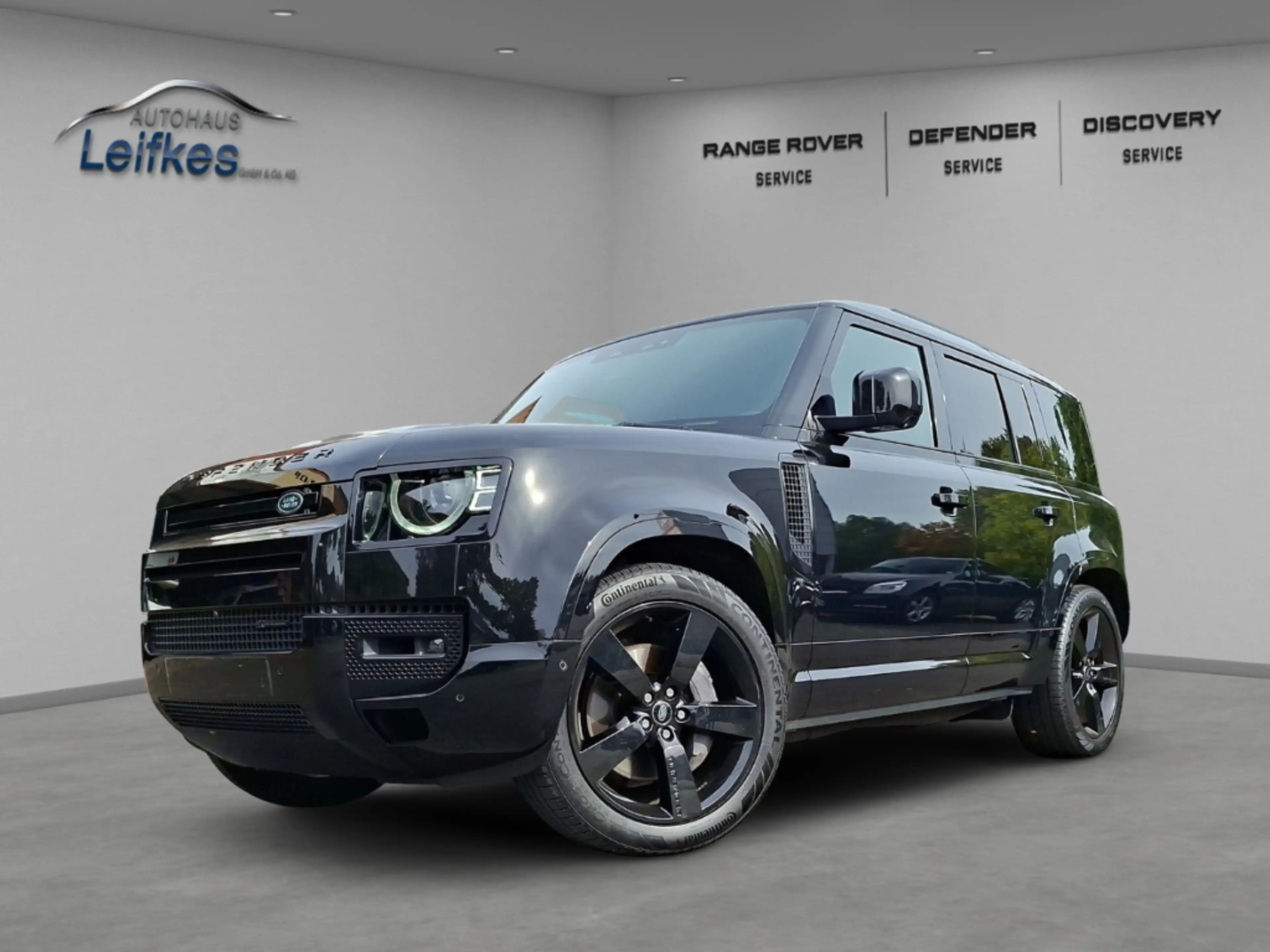 Land Rover Defender 110 D300 AWD X-Dynamic HSE 7- Sitze HUD Luftfederu