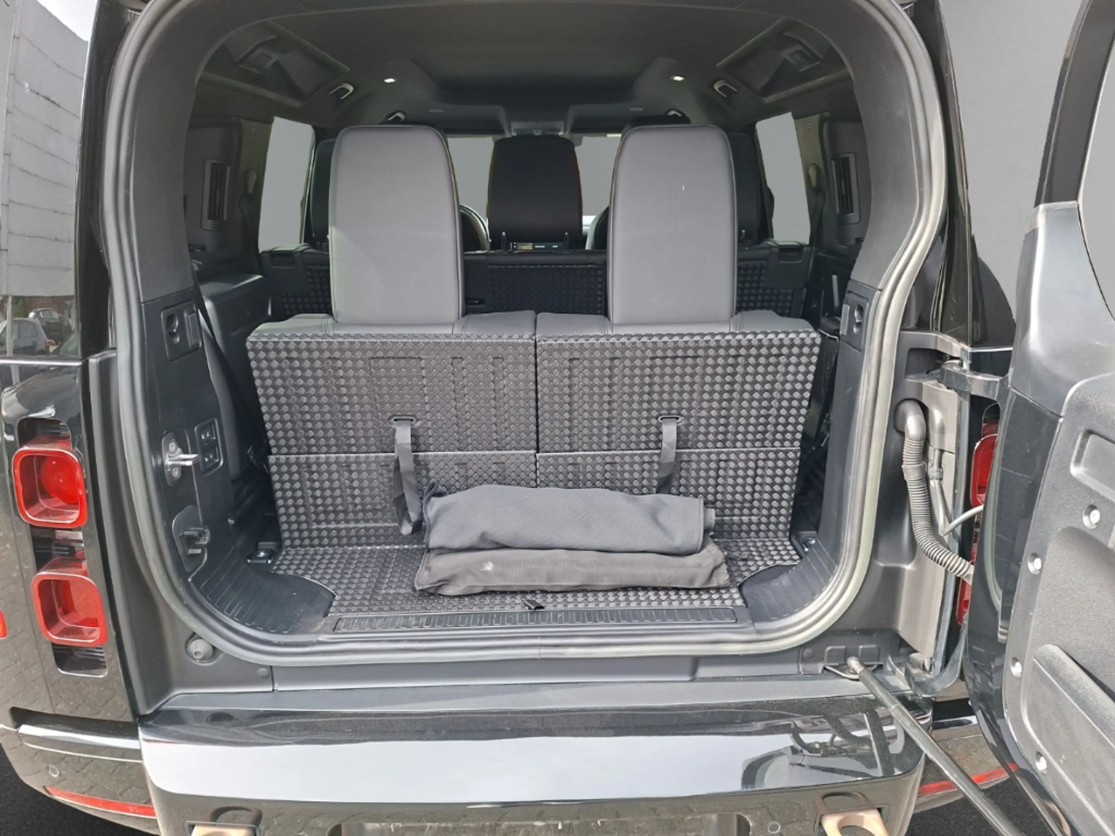 Land Rover Defender 110 D300 AWD X-Dynamic HSE 7- Sitze HUD Luftfederu — photo 10