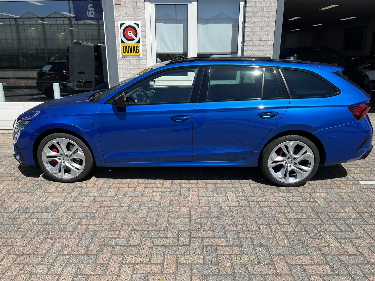 Skoda Octavia Combi 1.4 TSI RS iV PHEV / AUTOMAAT/ PANO/ PARK. S Blue - 2