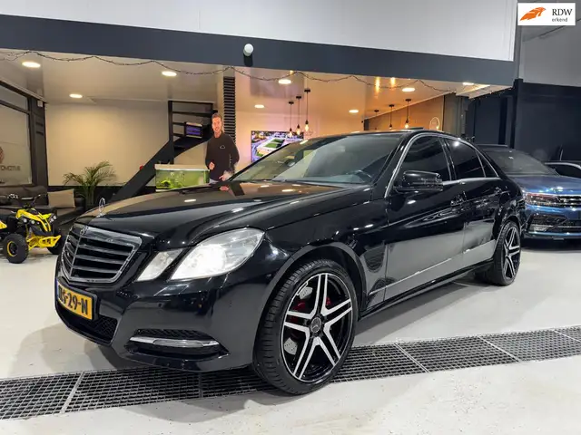 Mercedes-Benz E 500 V8 Avantgarde|AMG|Schuifdak|Luchtvering|Stoelverw&