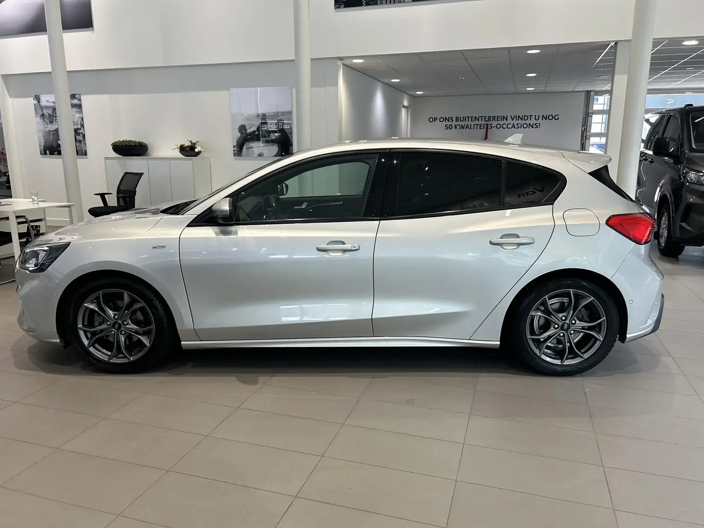 Ford Focus 1.0 EcoBoost ST Line Business | AUTOMAAT | TREKHAA Grijs - 2
