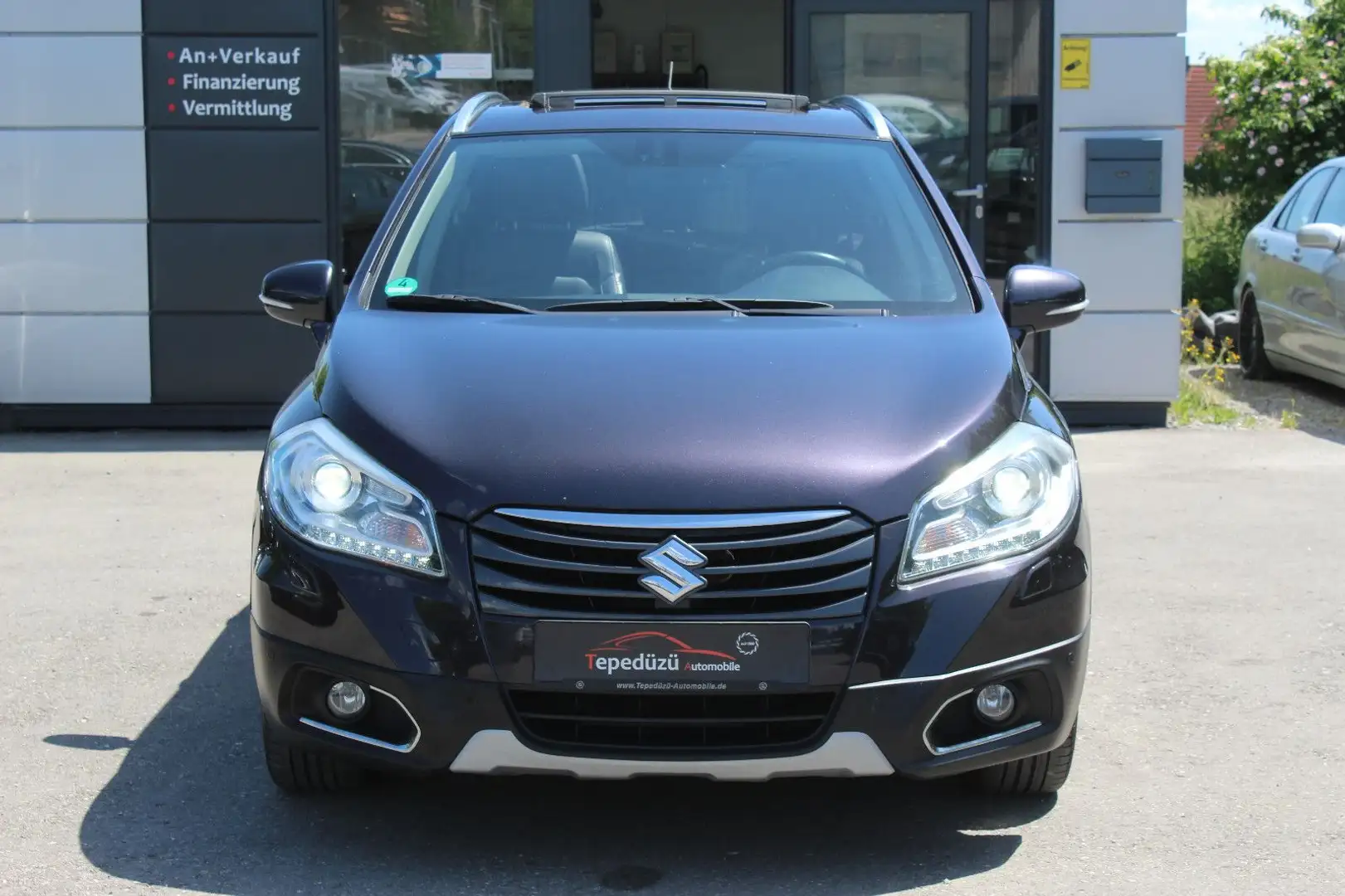 Suzuki SX4 S-Cross Comfort+ 4x4*XENON*PANO*LEDER*NAVI* Grau - 2