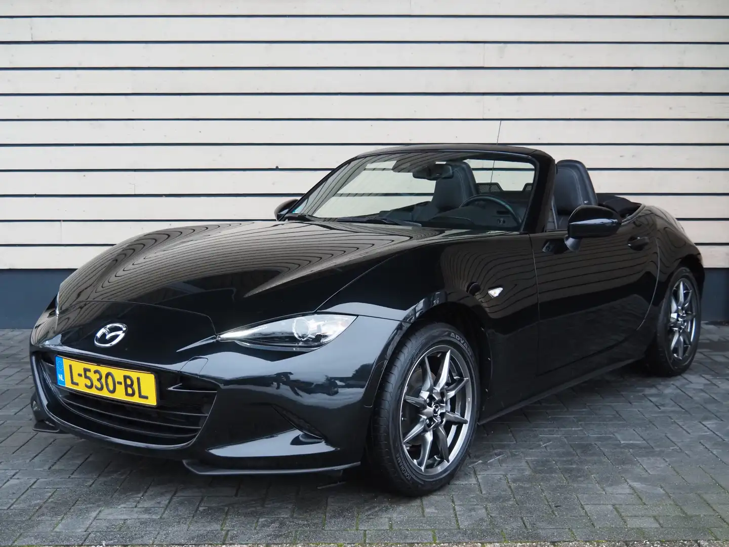 Mazda MX-5 1.5 SkyActiv-G 132 Luxury - Dealeronderhouden Noir - 2