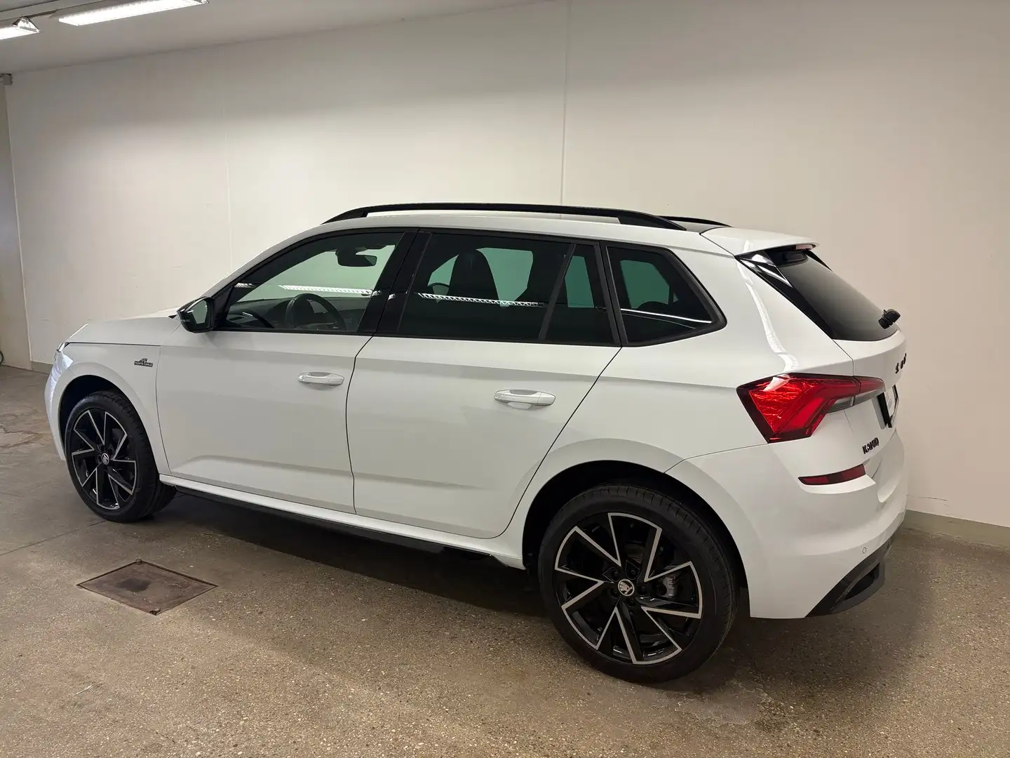 Skoda Kamiq Monte Carlo TSI DSG Weiß - 2