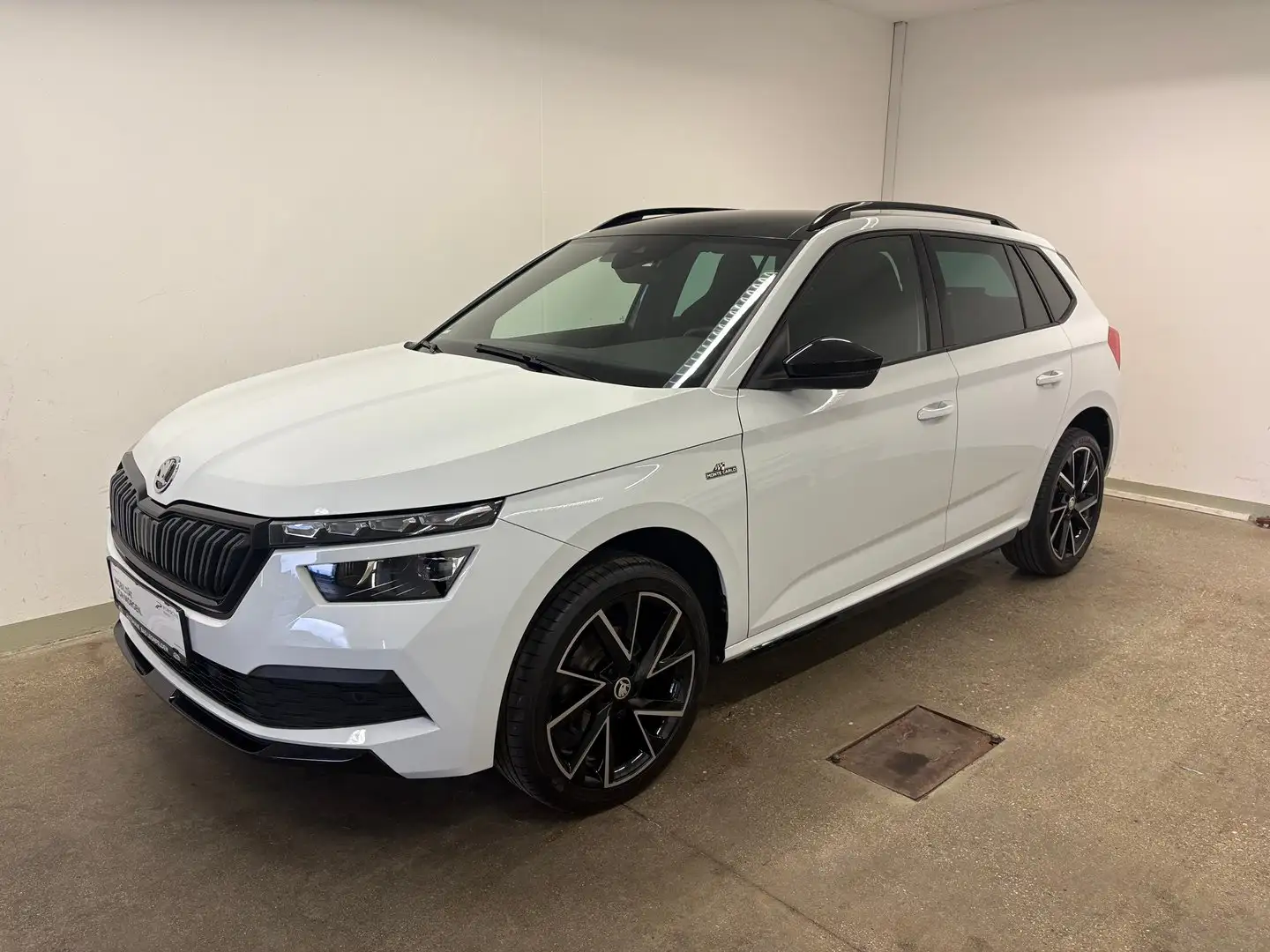 Skoda Kamiq Monte Carlo TSI DSG Weiß - 1