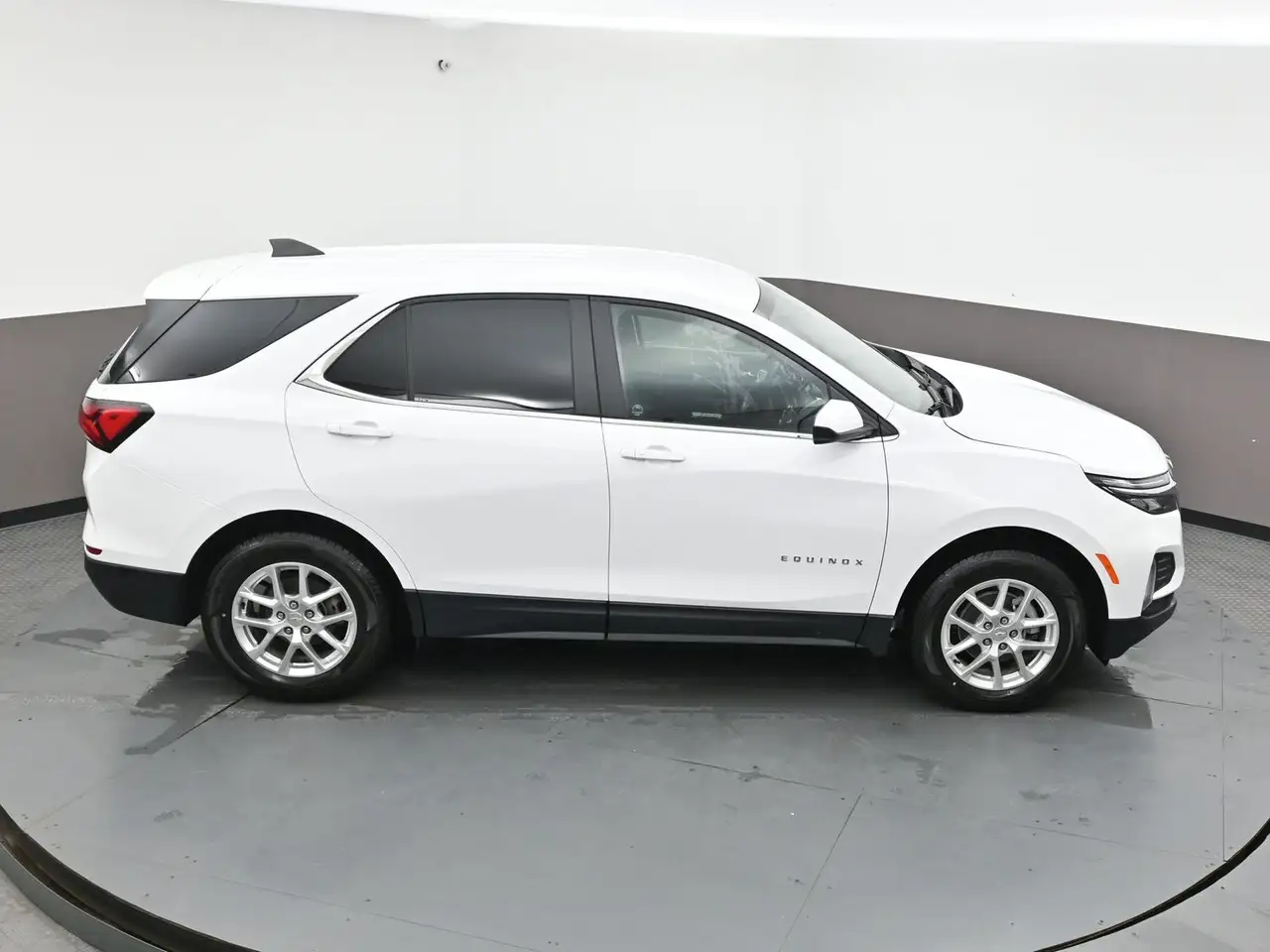 Chevrolet Equinox снимка Chevrolet Equinox