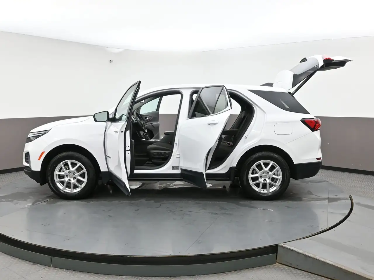 Chevrolet Equinox снимка Chevrolet Equinox