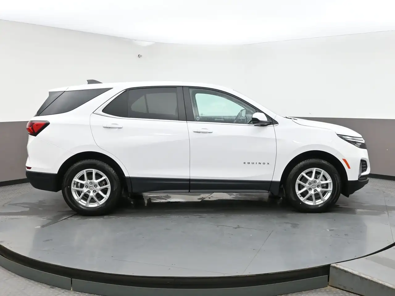 Chevrolet Equinox снимка Chevrolet Equinox