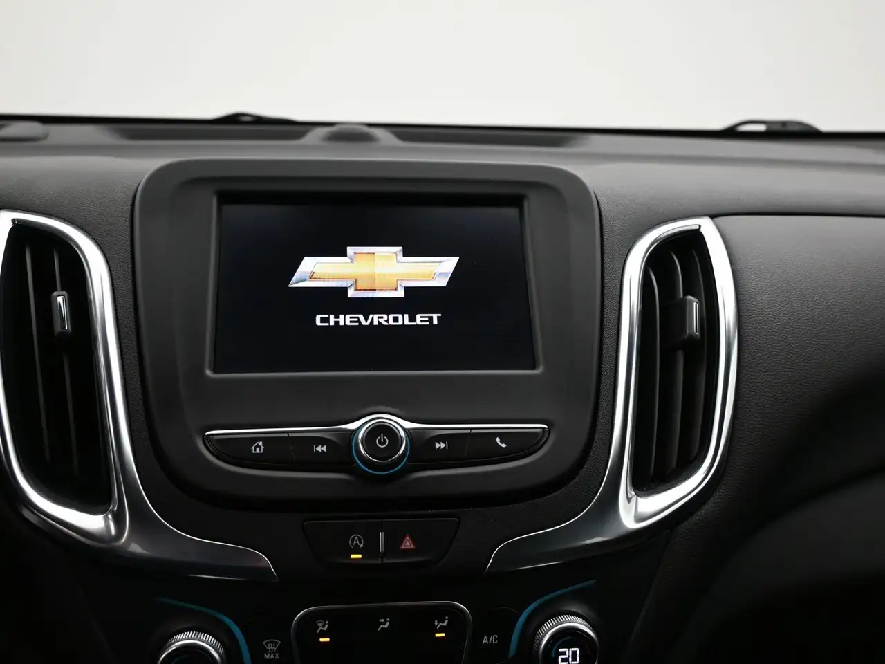 Chevrolet Equinox снимка Chevrolet Equinox